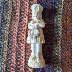 Vtg Bisque Girl With Wreath Heart Cookie Baker Hat Holiday Figurine Decor Yellow